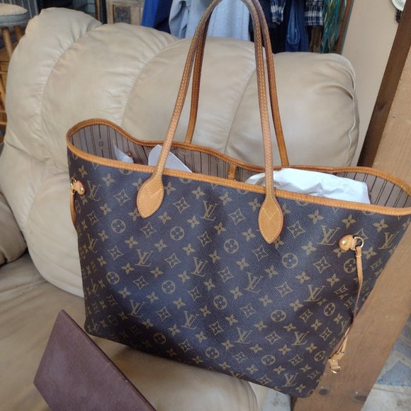 ****SOLD****💯 Authentic Louis Vuitton Neverfull GM - Picture 7 of 16